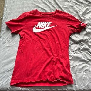 NIKE TEE short sleeve tee